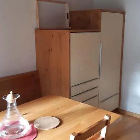 Mit Eigenem Garten In Traumhafter Lage *