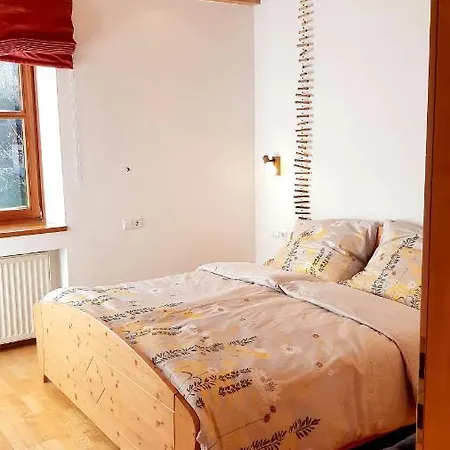 Mit Eigenem Garten In Traumhafter Lage *