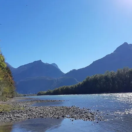 Mit Eigenem Garten In Traumhafter Lage Grubach